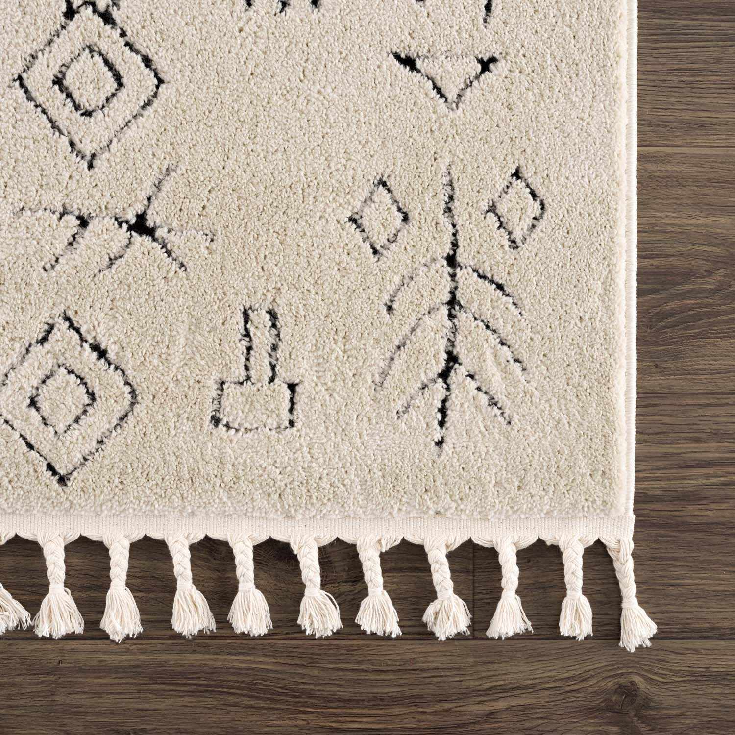 Thian Tribal Area Rug - Clearance
