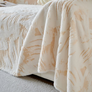Plush Faux Fur Warm Sofa Cover with Waves Jacquard Textured Throw Blankets for Couch