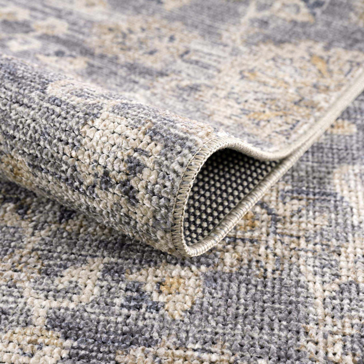Metin Area Rug