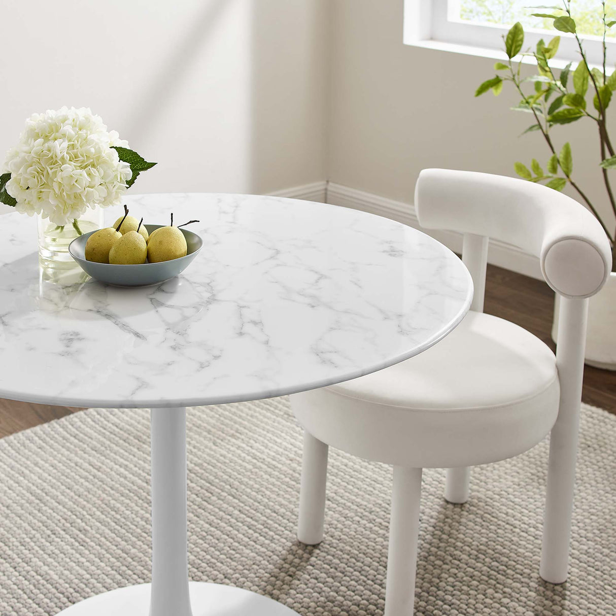 Lippa 40" Round Faux Marble Dining Table by Modway