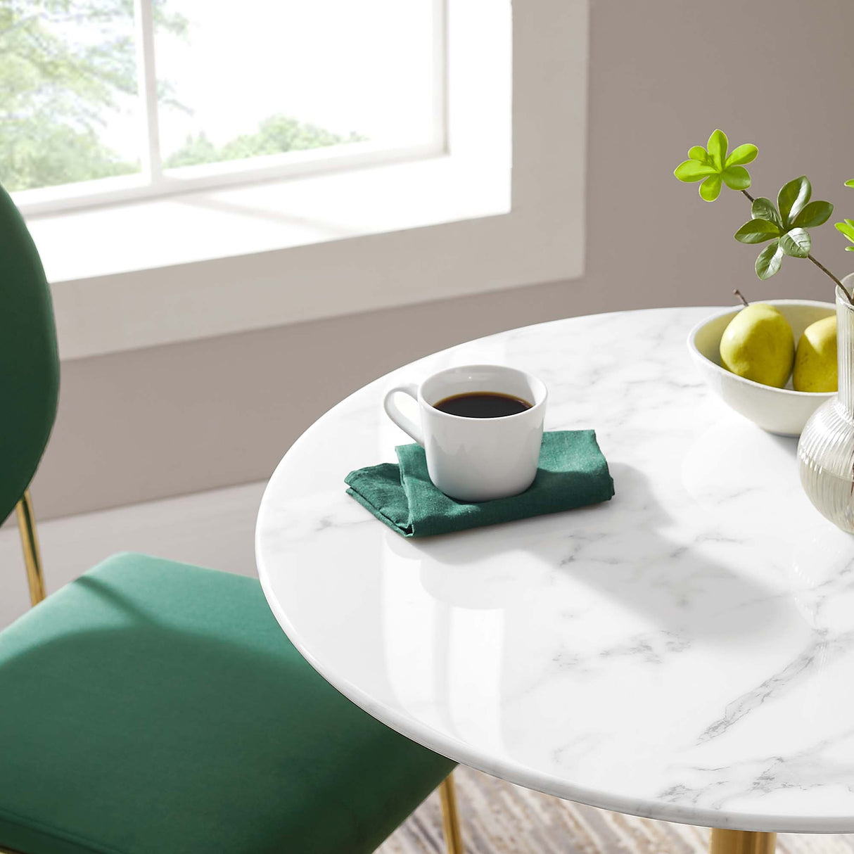 Lippa 28" Round Faux Marble Dining Table by Modway