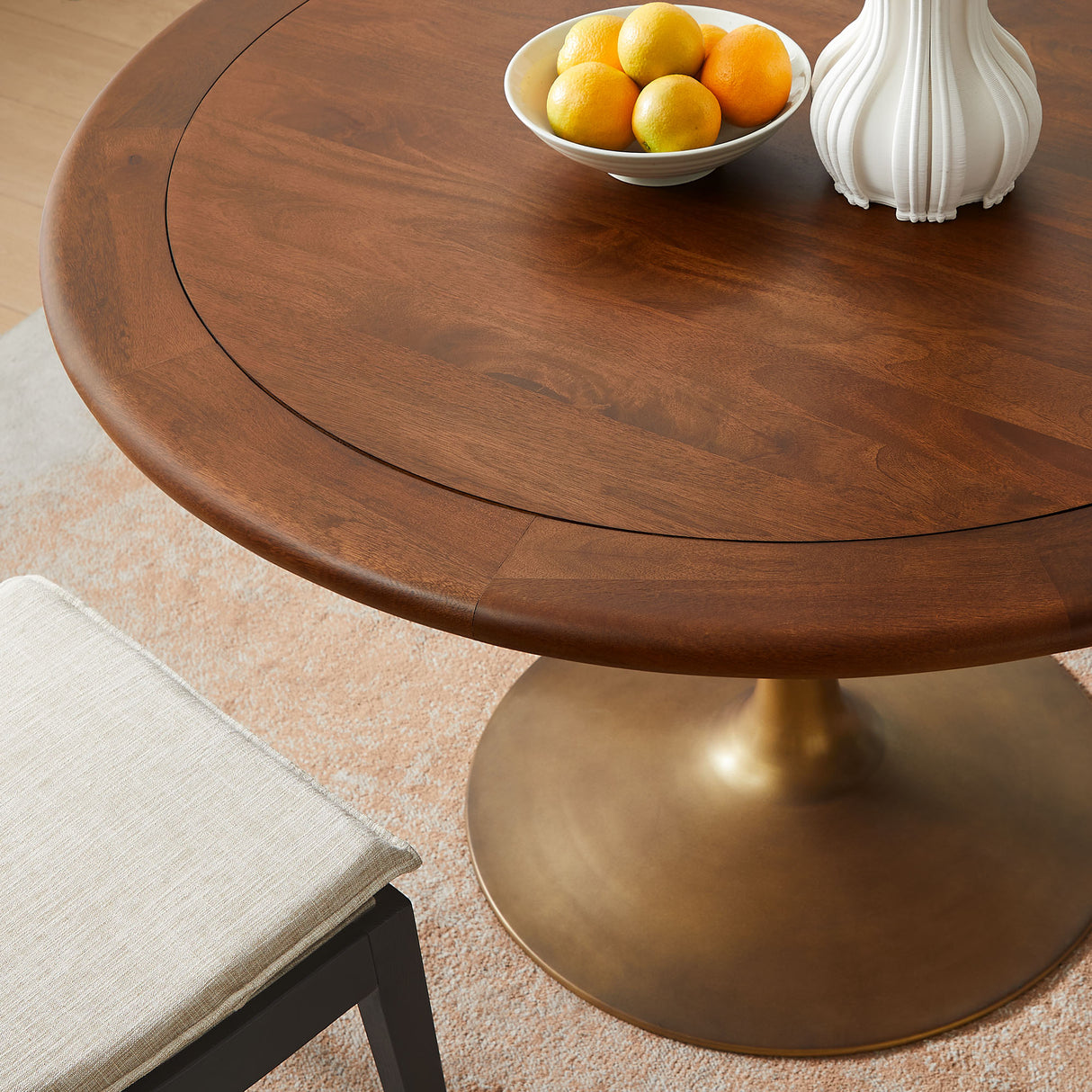 Lippa 48" Round Pedestal Solid Wood Dining Table by Modway