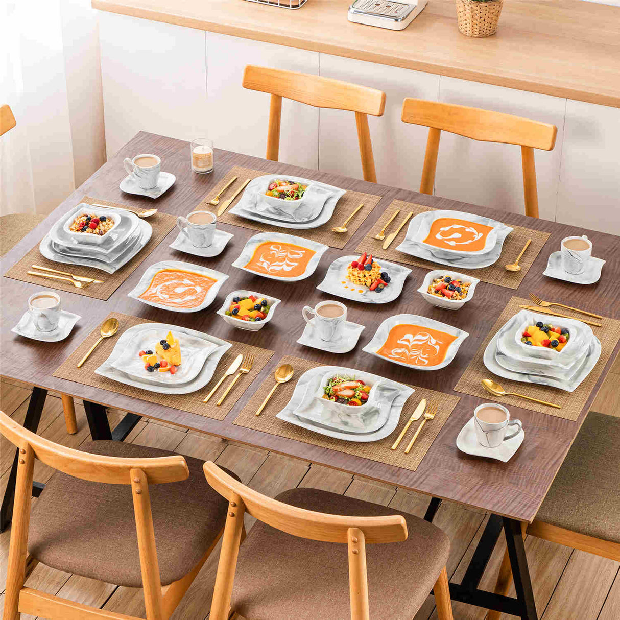 Elvira 36 Piece Dinnerware Set