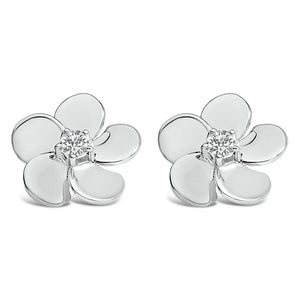 10K Gold 1/3 Cttw Lab Grown Diamond Flower Petal Stud Earrings