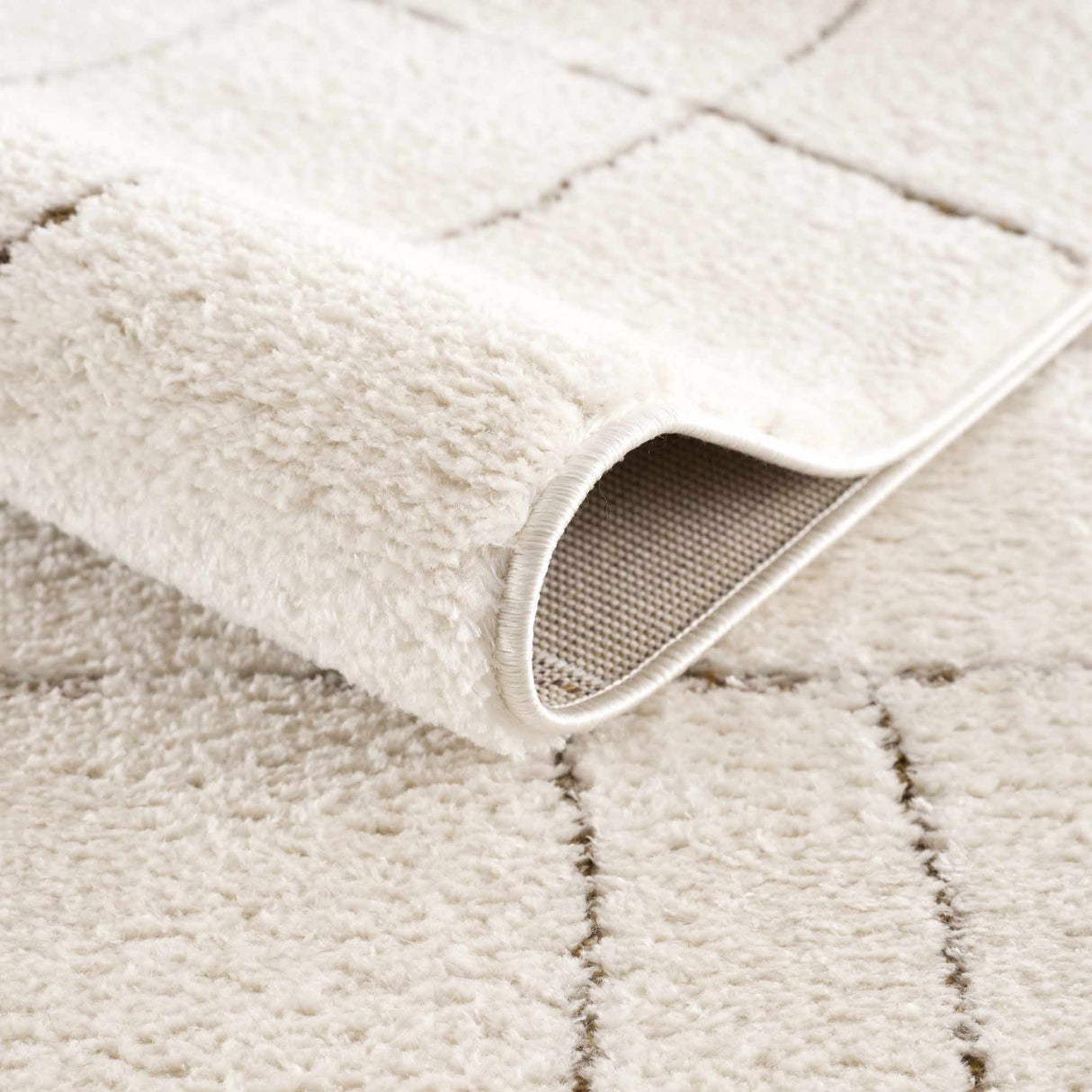 Keanu Area Rug