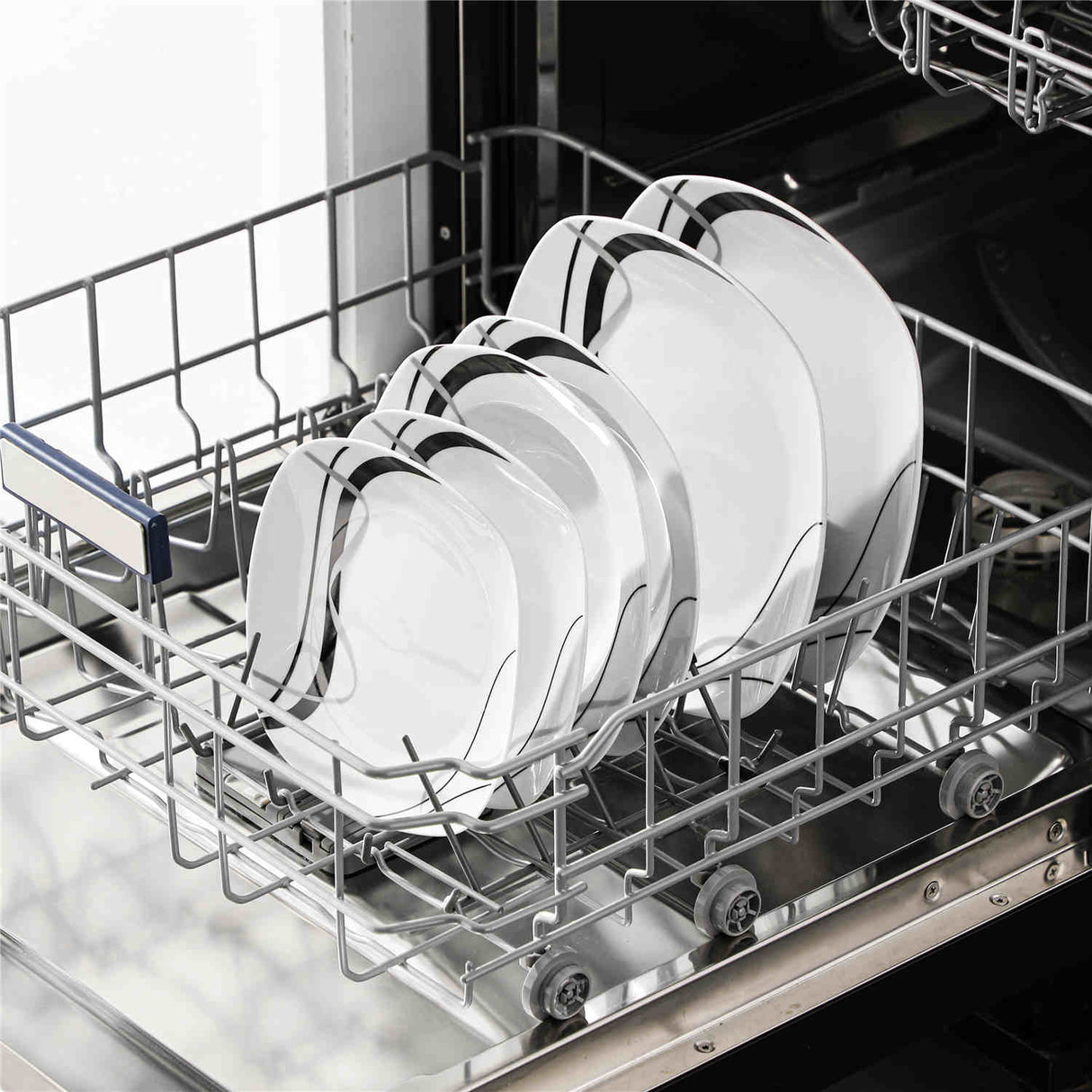 Fiona 18 Piece Dinnerware Set