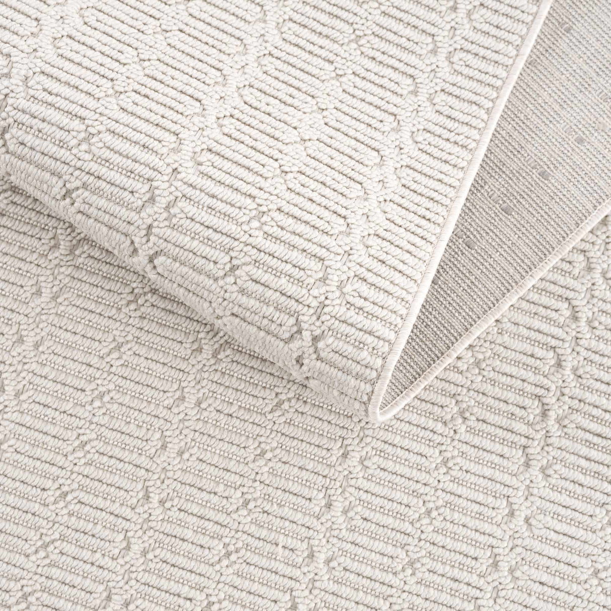 Azize Area Rug