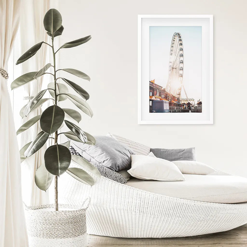 Ferris Wheel Wall Decor. Summer Beach Style