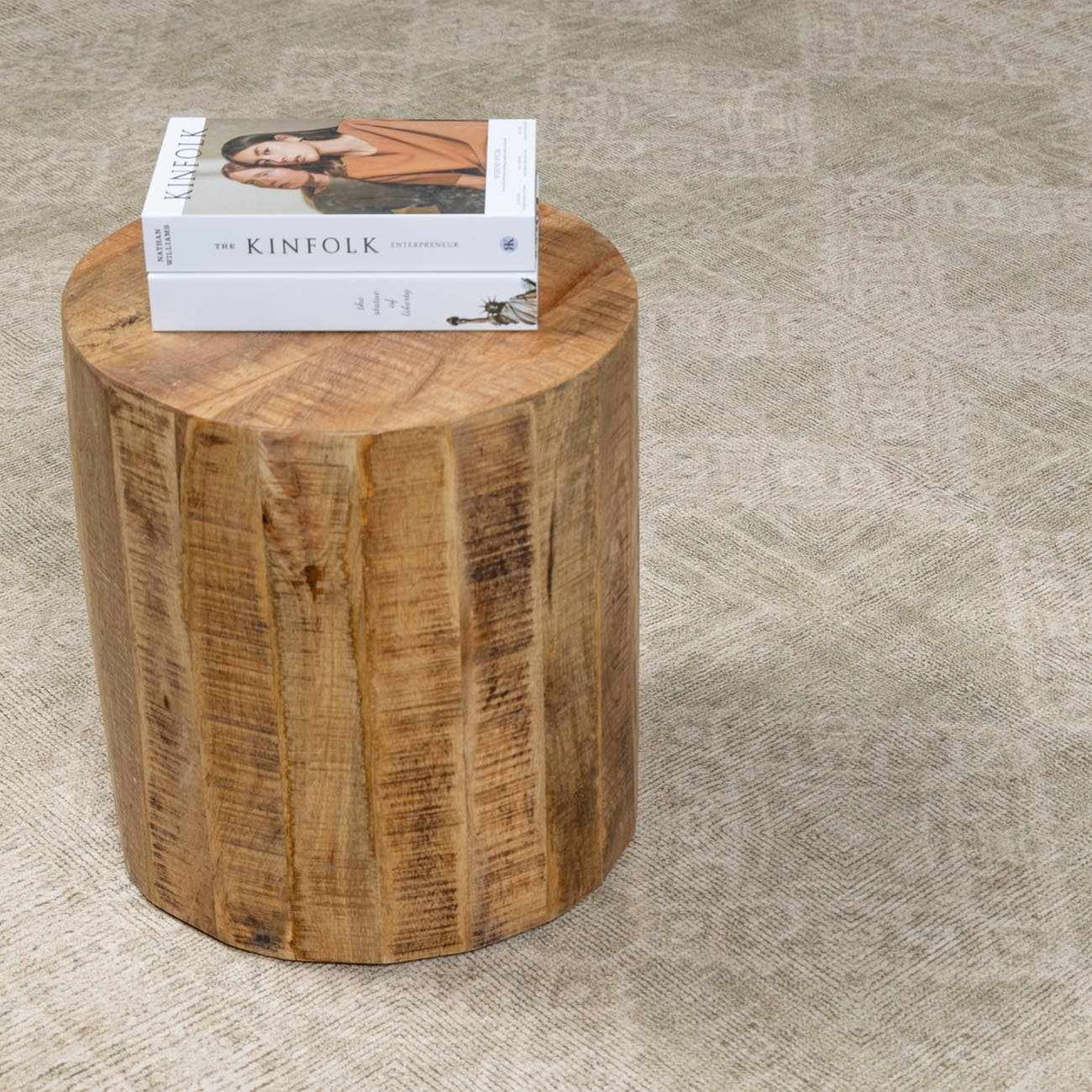 Fetscher IV Vintage Damask Area Rug