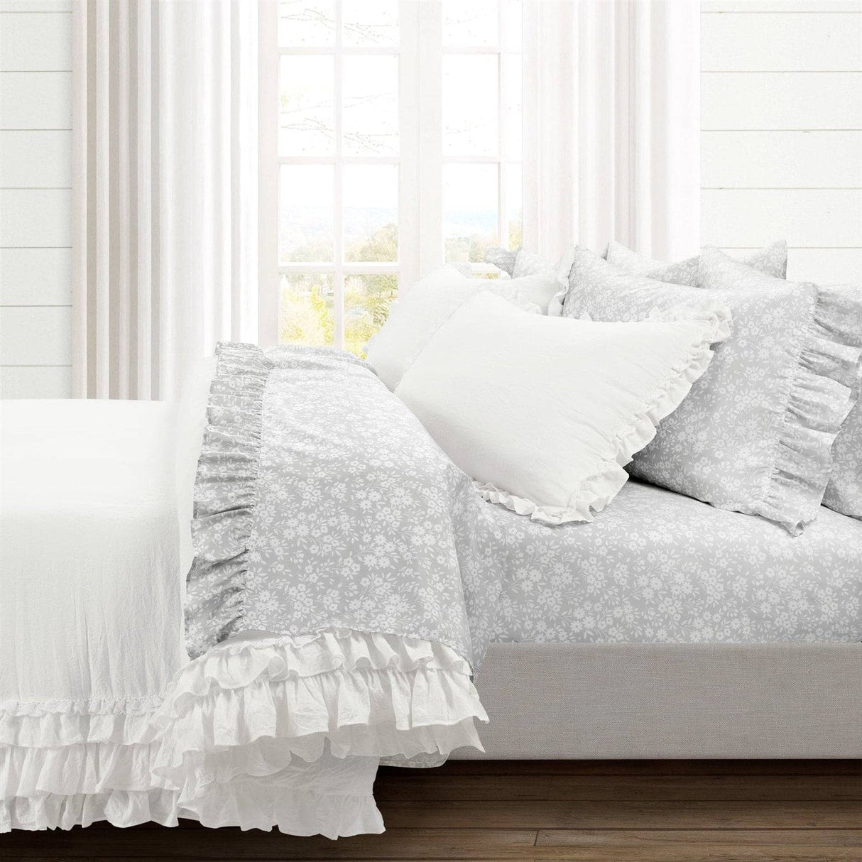 King size Grey Ruffle Floral Polyester 6 Piece Sheet Set