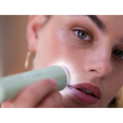 Philips Series 5000 Women's Battery Facial Hair Remover BRR474/00