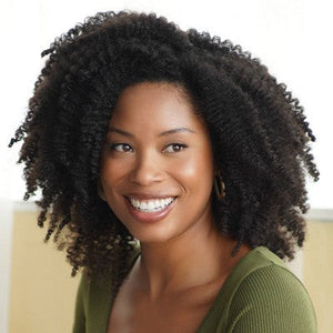African Pride Moisture Miracle Aloe and Coconut Water Detangle and Condition Pre-Shampoo 12 fl oz