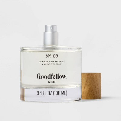 No. 9 Grapefruit; Cypress Men's Cologne 3.4 fl oz Trial Size