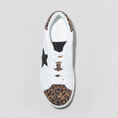 Open Box - Universal Thread Women's Low Top Faux Leather Lace-Up Sneakers Memory Foam Star