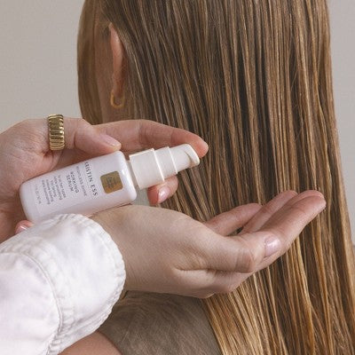 Kristin Ess Weightless Shine Working Hair Serum Frizz Taming 1.7 fl oz