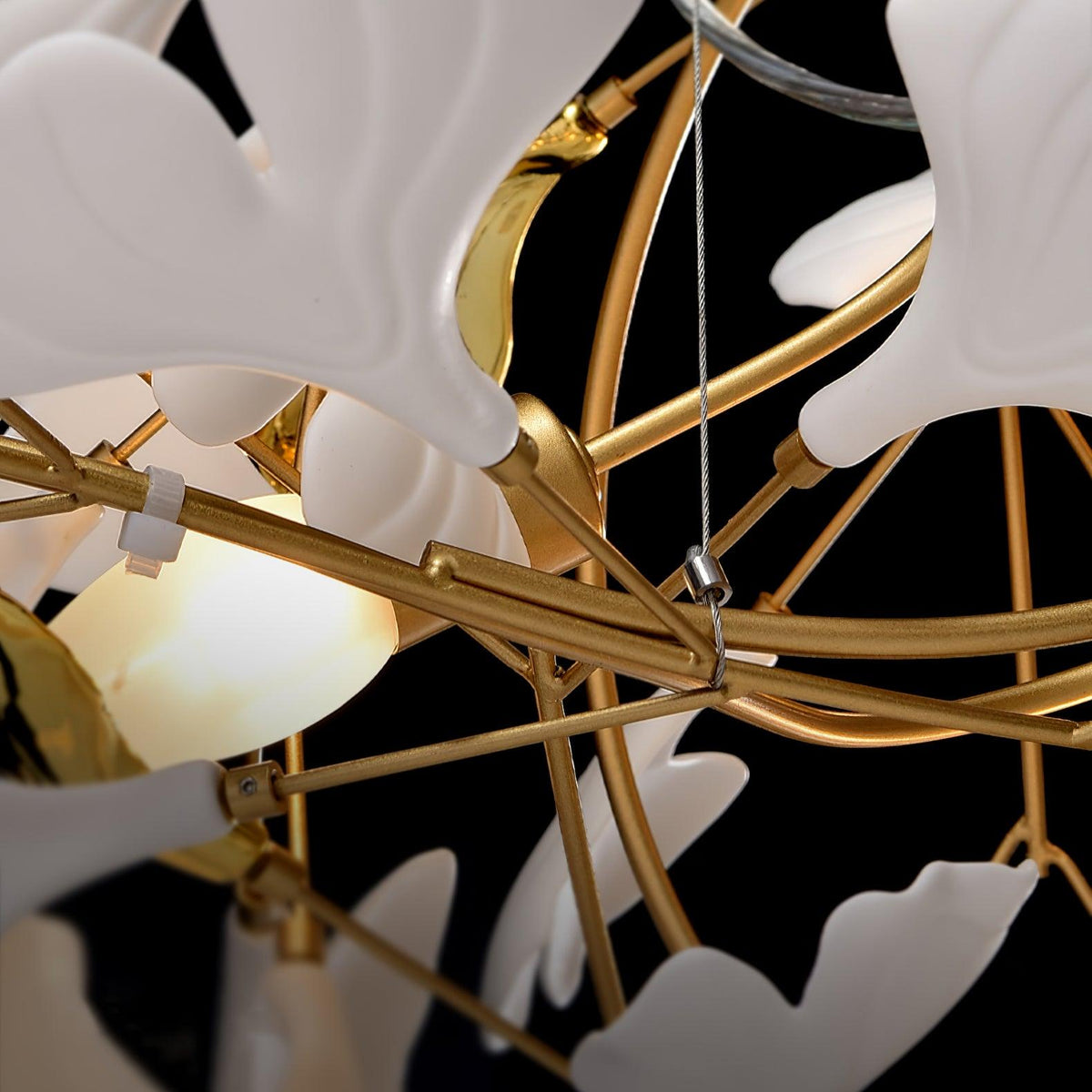 Porcelain Ginkgo Leaf Linear Chandelier with Flexible Branches | Dining Table Light