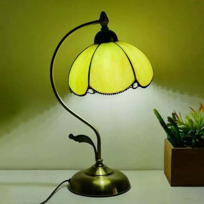 Tiffany Style LED Table Lamp Bedside Bedroom Decorative European E27 Lighting