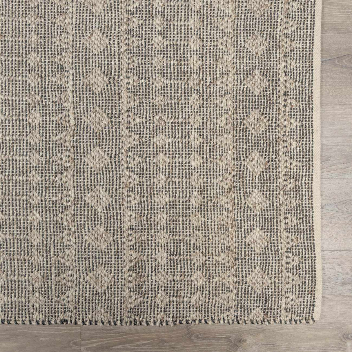 Hanston Handmade Faux Silk Rug - Clearance