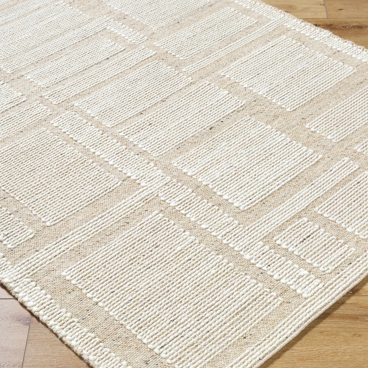 Alayka Area Rug