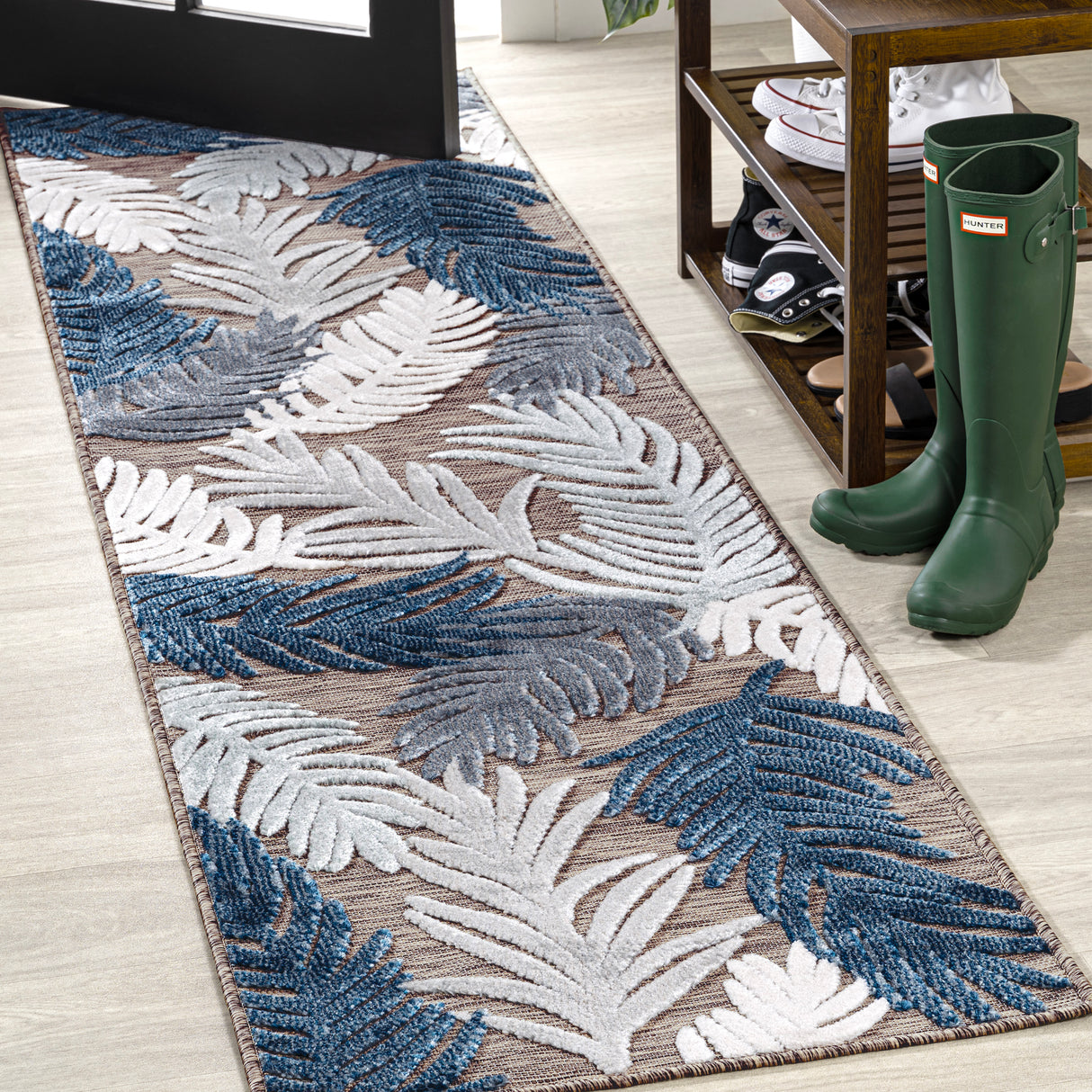 Montego High-Low Tropical Palm Indoor/Outdoor Runner Rug