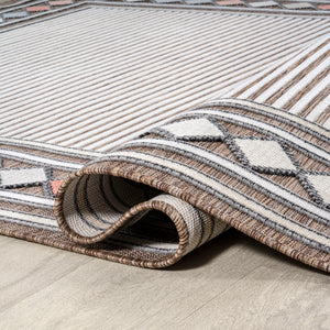 Sebastian High-Low Modern Diamond Border Indoor/Outdoor Runner Rug