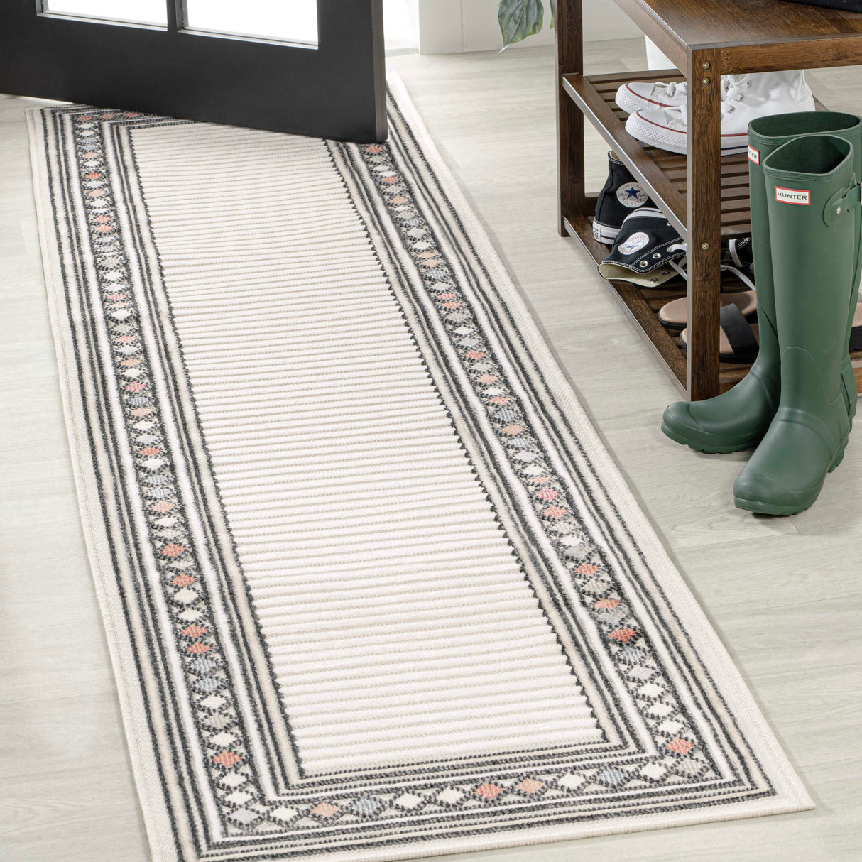 Sebastian High-Low Modern Diamond Border Indoor/Outdoor Runner Rug