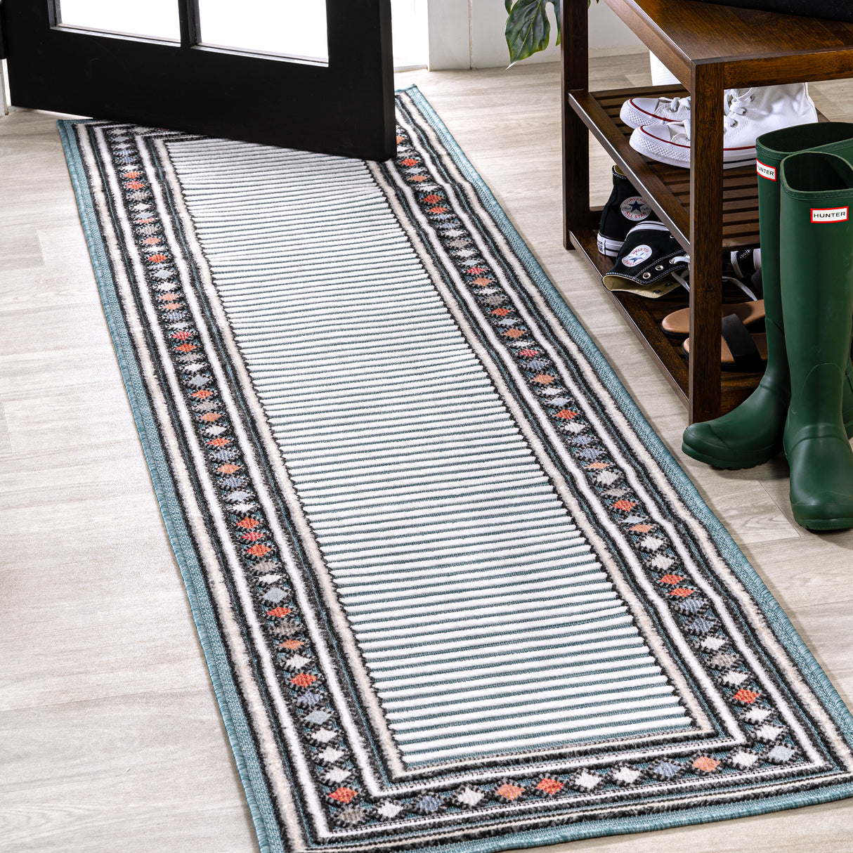 Sebastian High-Low Modern Diamond Border Indoor/Outdoor Runner Rug