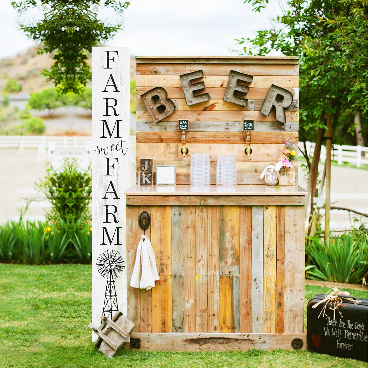 72in White 'Farm Sweet Farm' Welcome Porch Sign - Rustic Door & Outdoor Home Decor