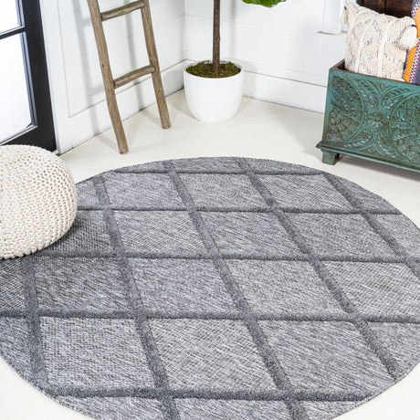 Salines-Diamond-Trellis-Round-Indoor/Outdoor-Area-Rug-Area-Rugs