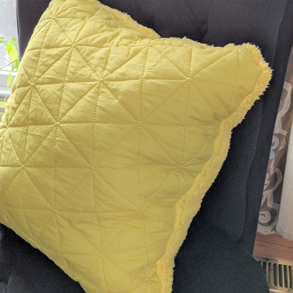 DaDa Bedding Hand-Made Tuscan Sun Yellow Sherpa Backside Quilted Throw Pillow - 18" x 18"