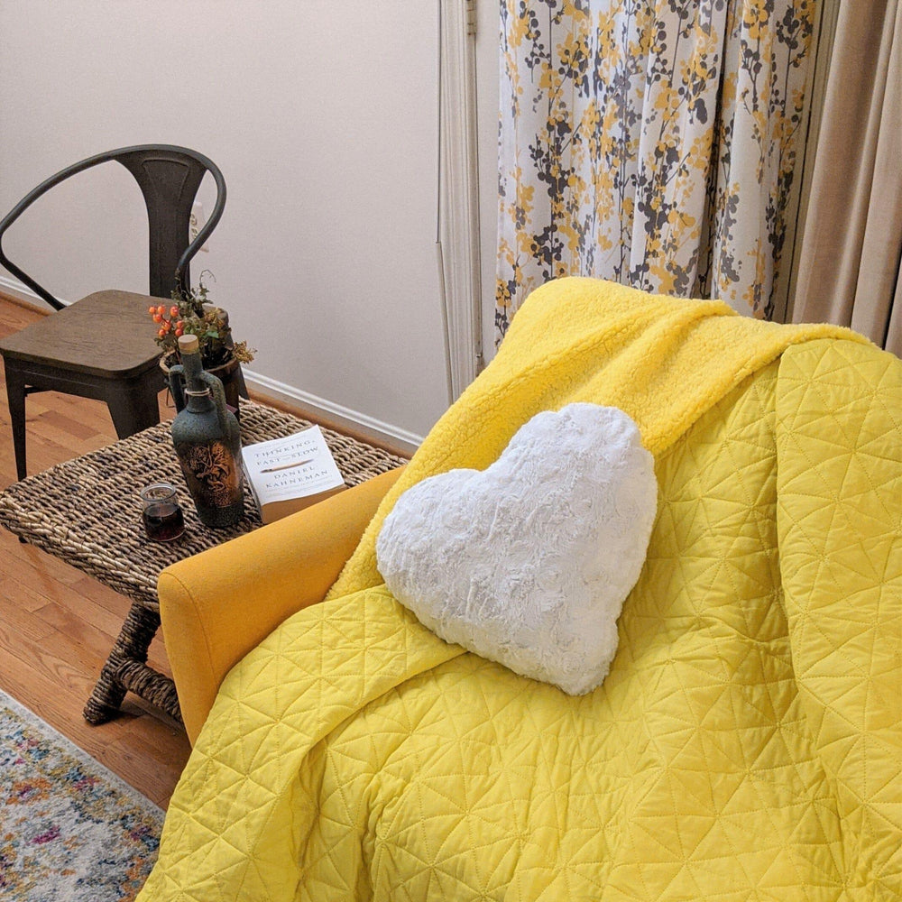 DaDa Bedding Happy Sunny Yellow Bright Quilted Ultra Sonic Reversible Throw Blanket Bedspread (BJ0107)