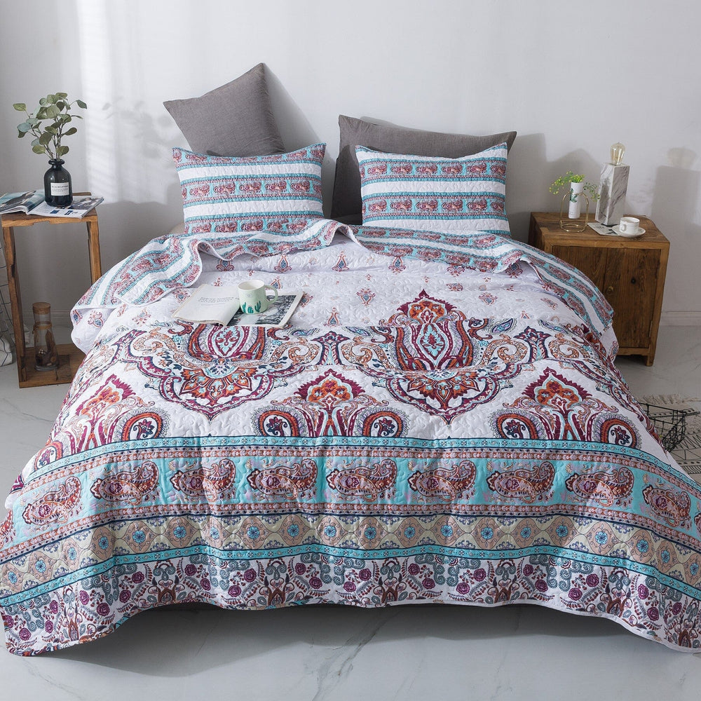 DaDa Bedding Bohemian Summertime White Blue Floral Paisley Bedspread Set (KSX-003)