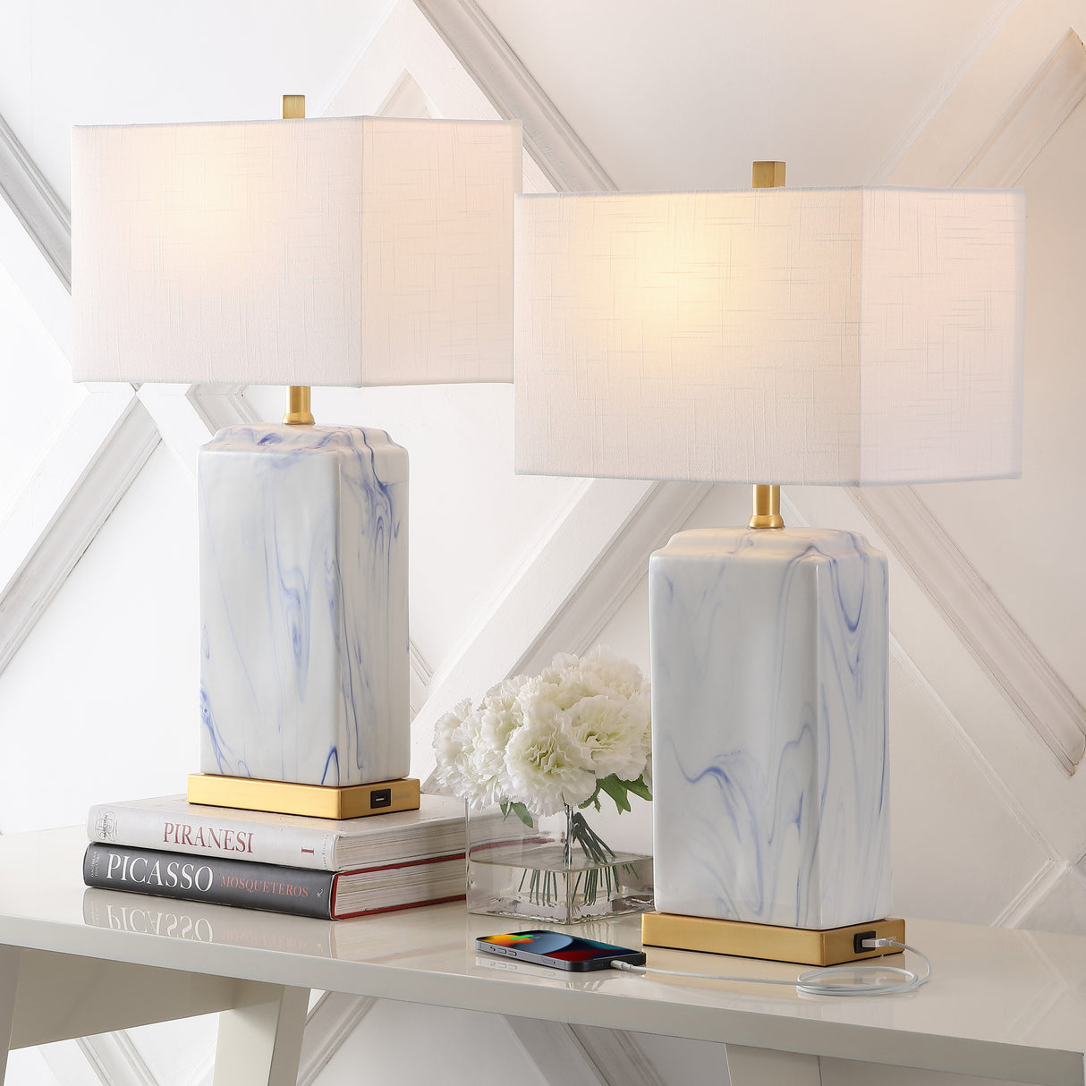 Chloe-Modern-Coastal-Iron/Marbled-Ceramic-LED-Table-Lamp-with-USB-Charging-Port-Table-Lamps