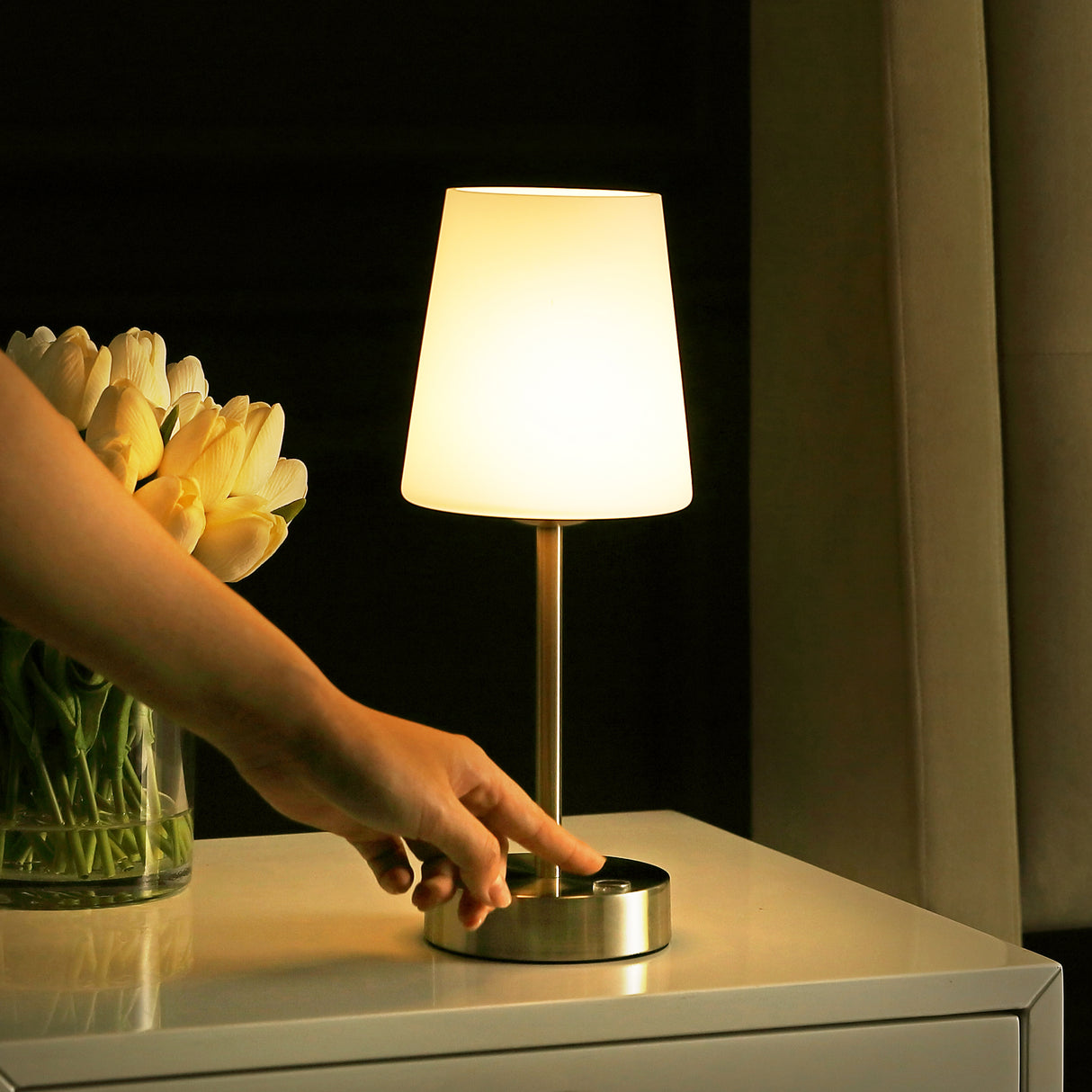 Carson-Modern-Minimalist-Iron-Rechargeable-Integrated-Portable-LED-Table-Lamp-Table-Lamps