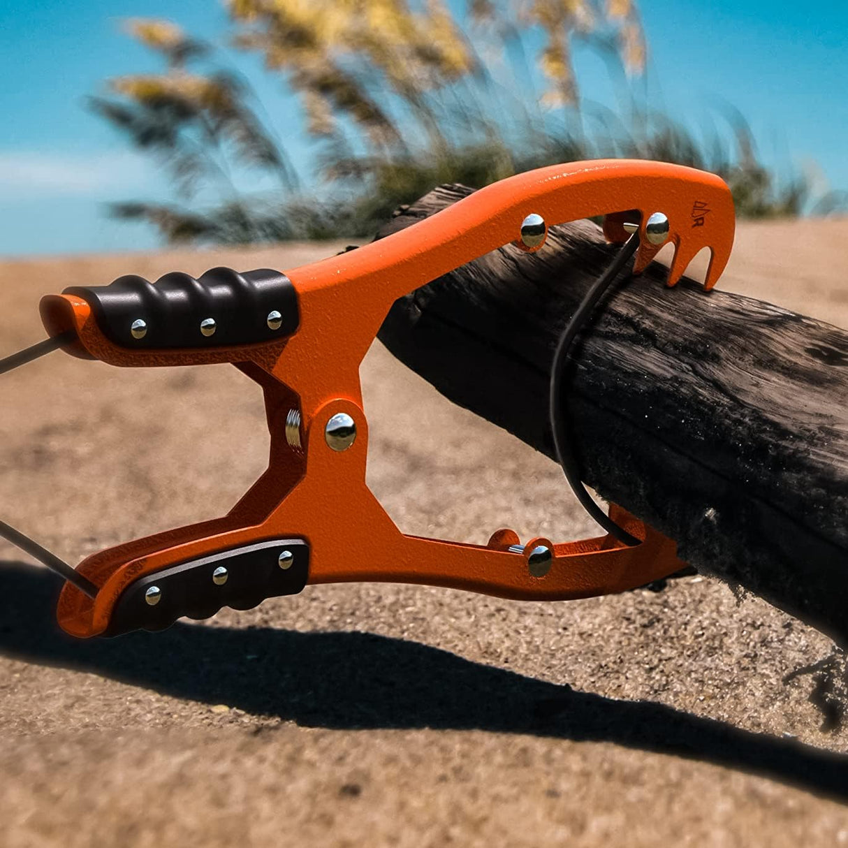 Original® BAX-JAW Kayak Anchor Clamp Grip - Wide 5.25" Self Locking Tension Jaw with Floating Pouch and 15' Paracord 550 Rope, Kayaking Accessories (Corrosion-Proof Steel)