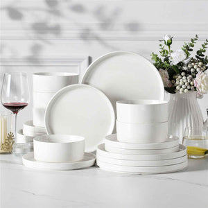 Leah 18 Piece Dinnerware Set
