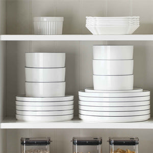 Leah 18 Piece Dinnerware Set