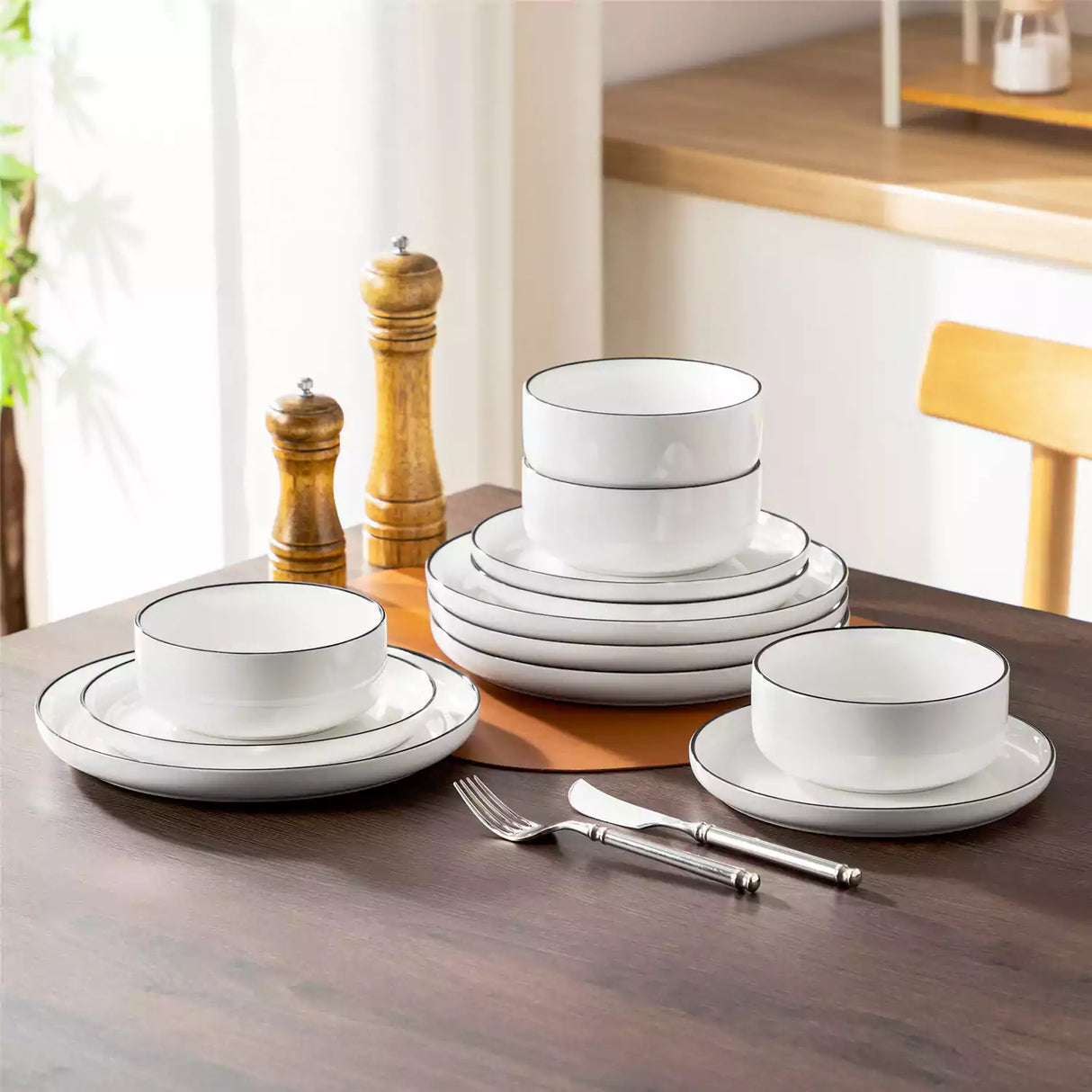 Luna Marble Blue 24 Piece Dinnerware Set for 8
