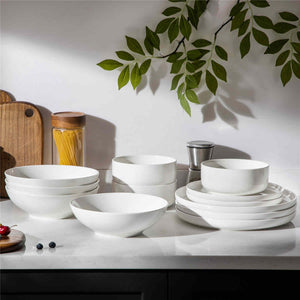 Luna 24 Piece Dinnerware Set