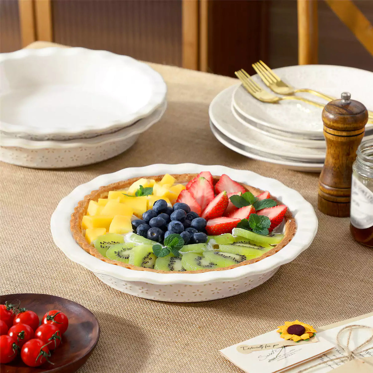 Lydia Fluted Pie Pan Stoneware Baking Dish