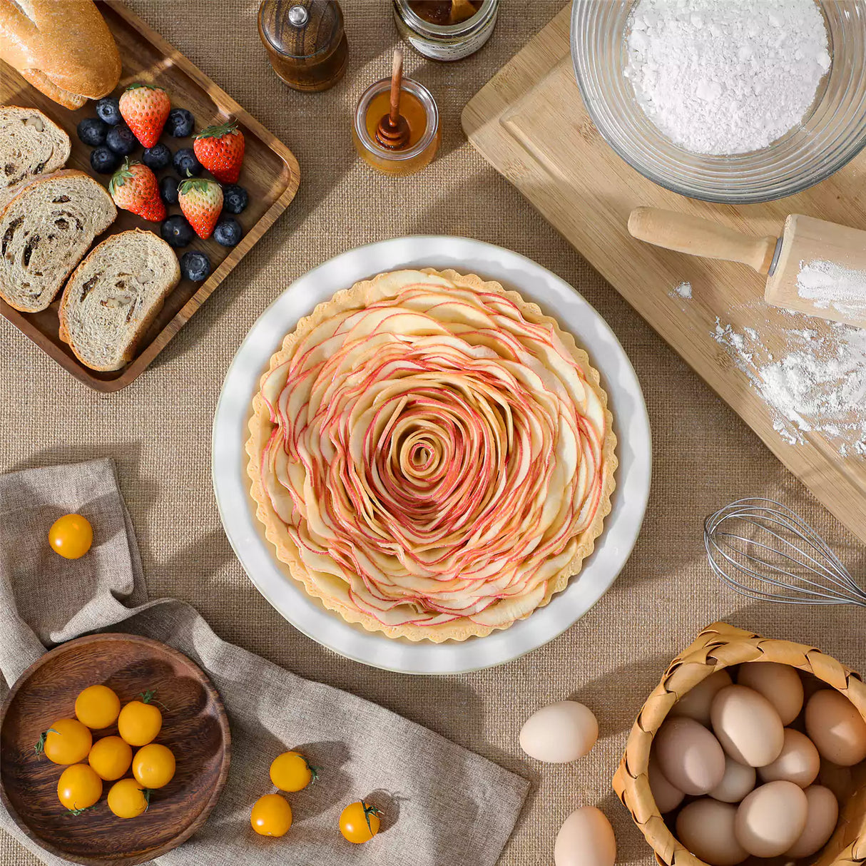 Lydia Fluted Pie Pan Stoneware Baking Dish