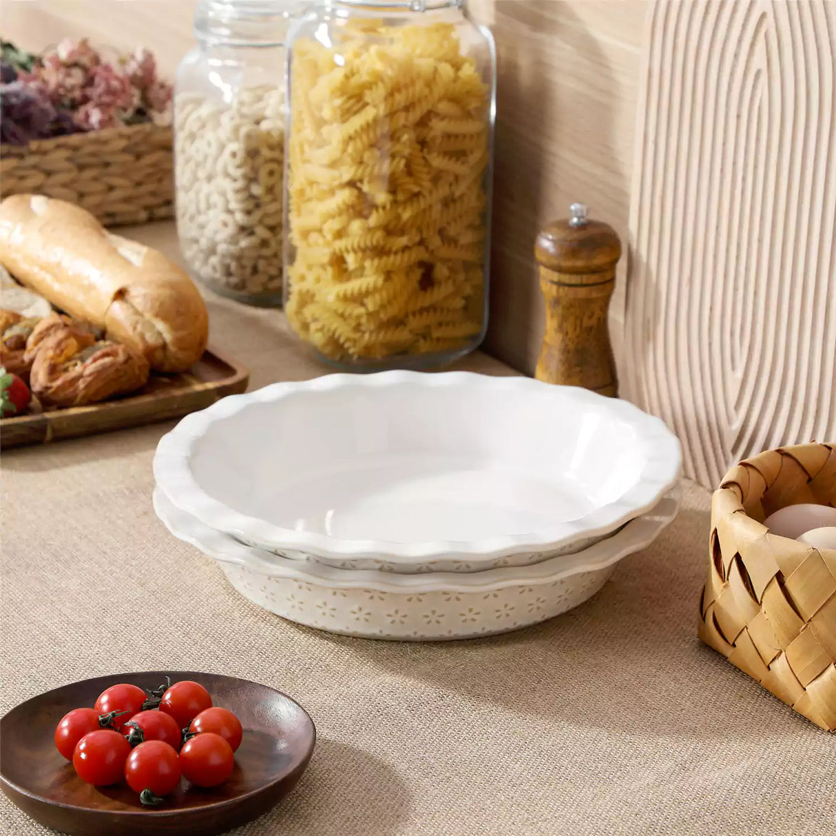Lydia Fluted Pie Pan Stoneware Baking Dish