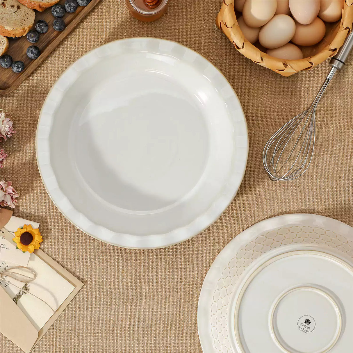 Lydia Fluted Pie Pan Stoneware Baking Dish