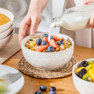 Lydia 16 Piece Antique White Dinnerware Set