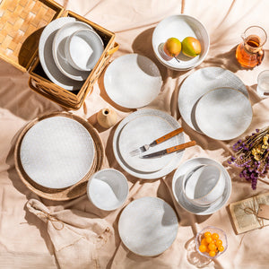 Lydia 16 Piece Antique White Dinnerware Set