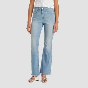 Levi's Women's 726 High Rise Standard Fit Flare Leg Full Jeans Heavyweight
