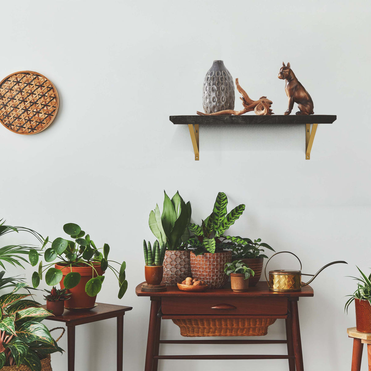 Foster 24" black shelf