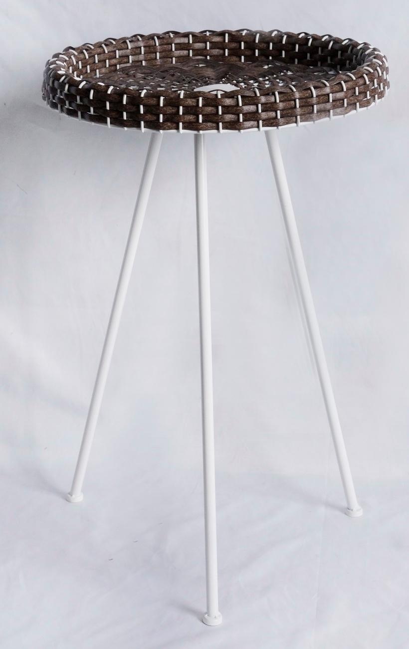 Resin wicker end table black and white
