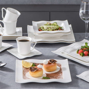 Mario 30 Piece Dinnerware Set