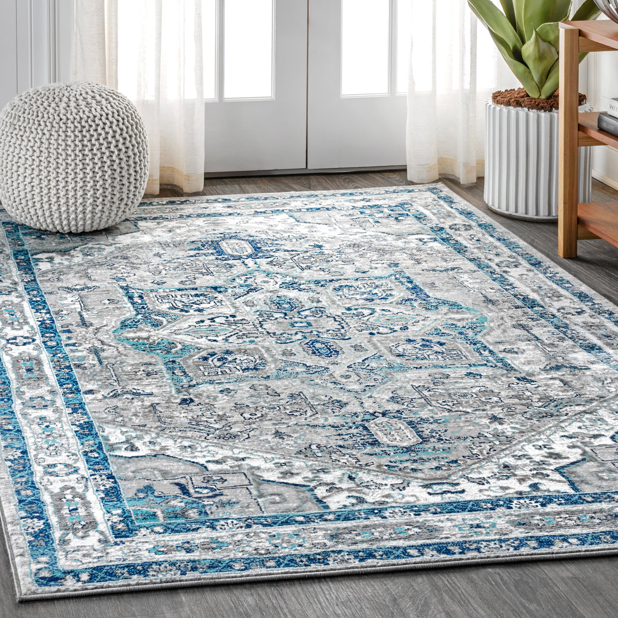 Persian Vintage Medallion Area Rug